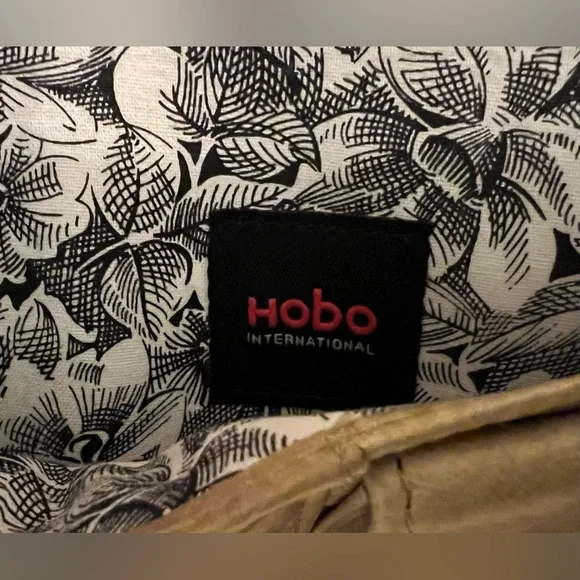 HOBO leather wallet - Picture 5 of 14